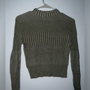 American Eagle sweater